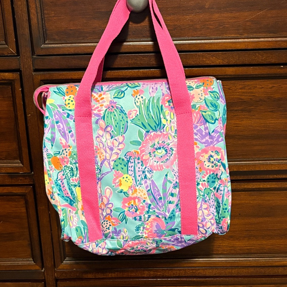 Lilly Pulitzer Vibrant Floral Lunch Cooler Bag - Picture 2 of 3